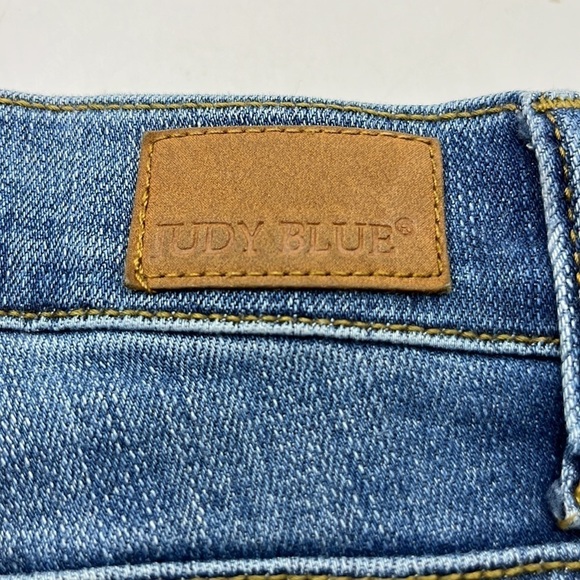 Judy Blue Distressed Skinny Size 7/28 - Picture 11 of 16